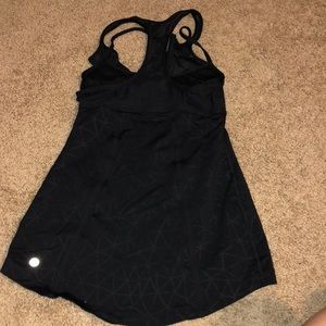 Lululemon black tank